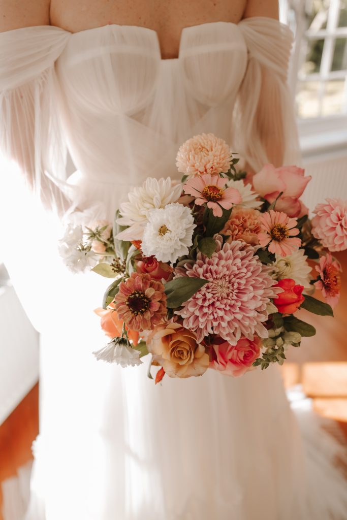 September wedding flowers at carlogie House