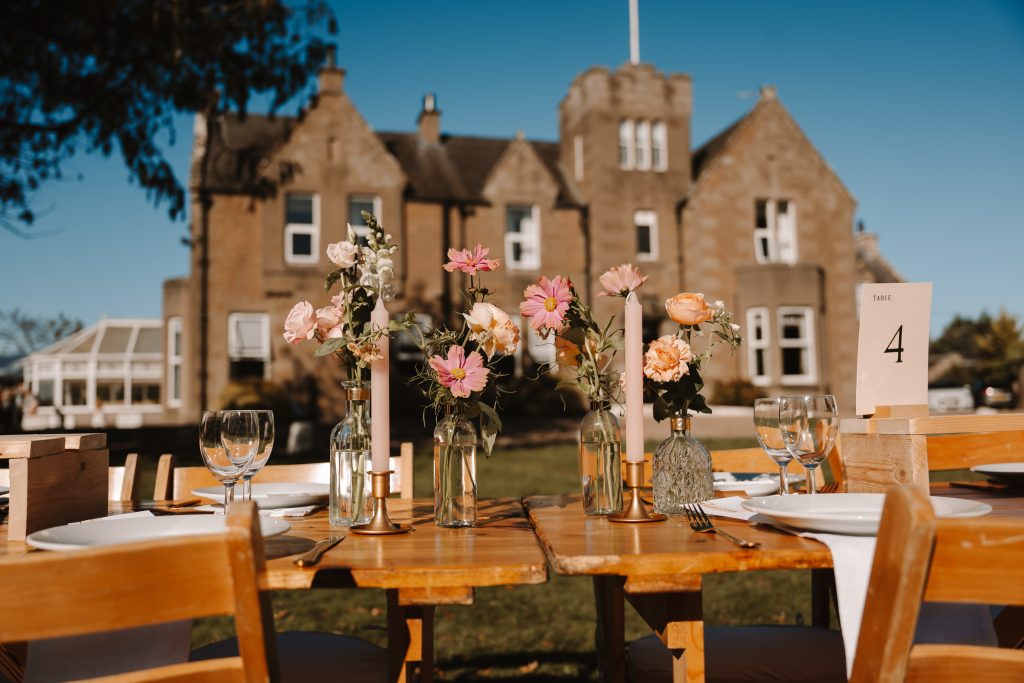 September wedding flowers at carlogie House