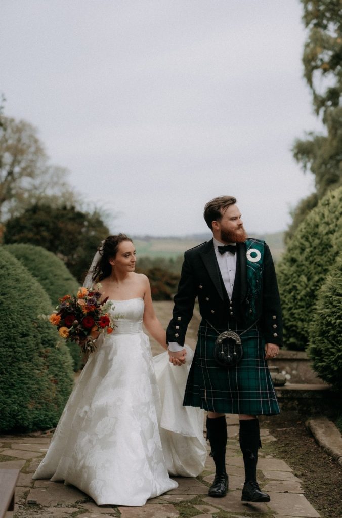 autumnal coloured wedding bouquet