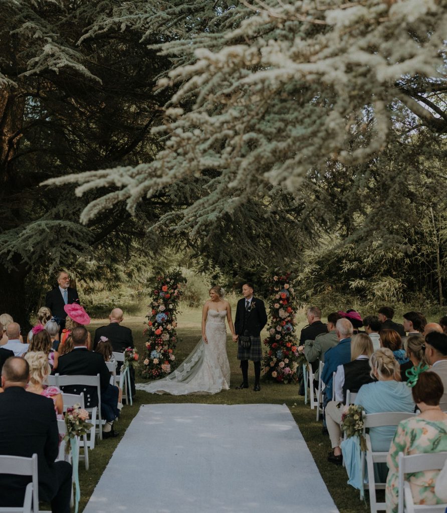 NIKONCORPORATIONNIKONZ6_36064x4040_000905 - Fraoch Floral Design The Wedding Collection- curated wedding flower packages inspired by real love stories