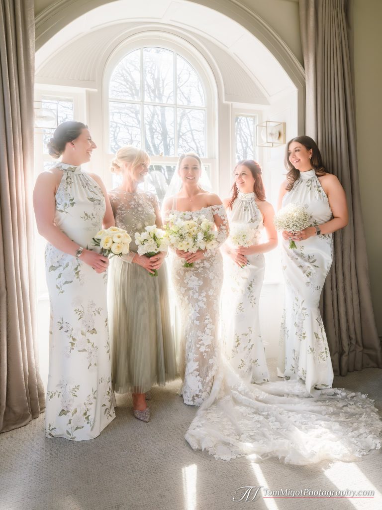 WEDDING AT PRATIS BARNS