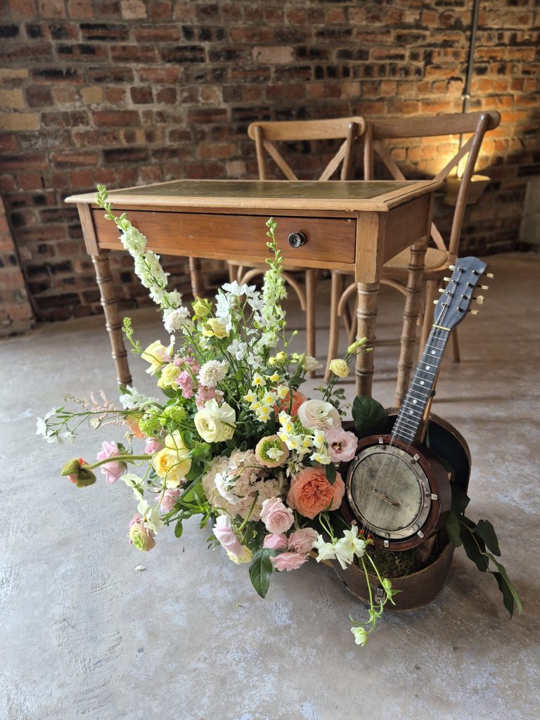 ROSSIE-ON-EARN-WEDDING-FRAOCH-FLORAL-DESIGN 2 - Fraoch Floral Design wedding at Rossie on The Earn, wedding flowers created by Fraoch Floral Design
