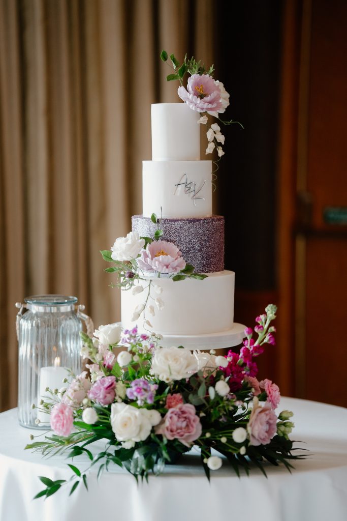invercarse-hotel-dundee-wedding-fraoch-floral-design 15 - Fraoch Floral Design Dundee wedding. A wedding at the Invercarse Hotel. Wedding Cake
